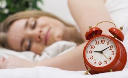 Спиете помалку од 5 часа? Еве што може да му се случи на организмот